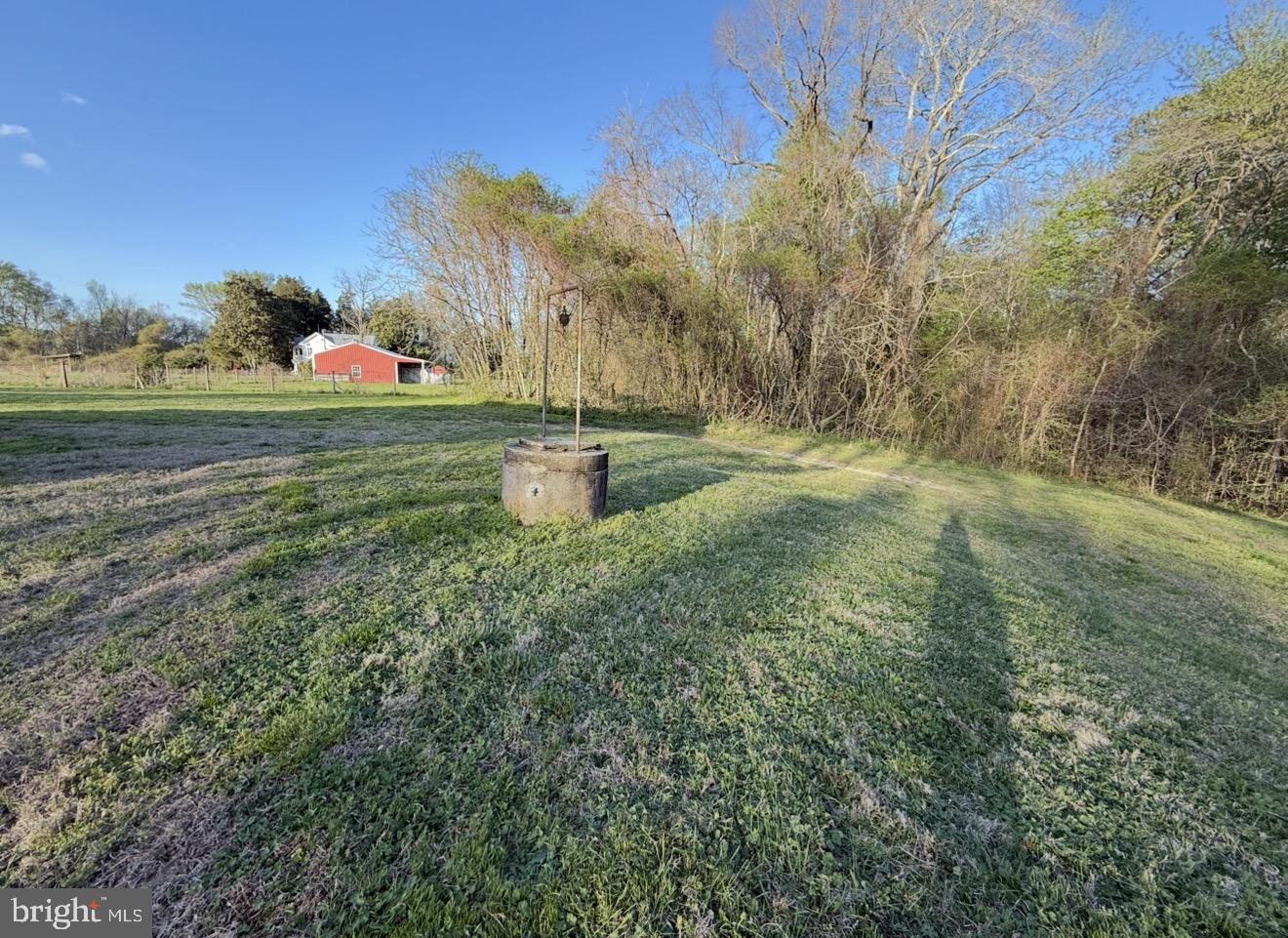 1710 Folly Rd Property Photo 6