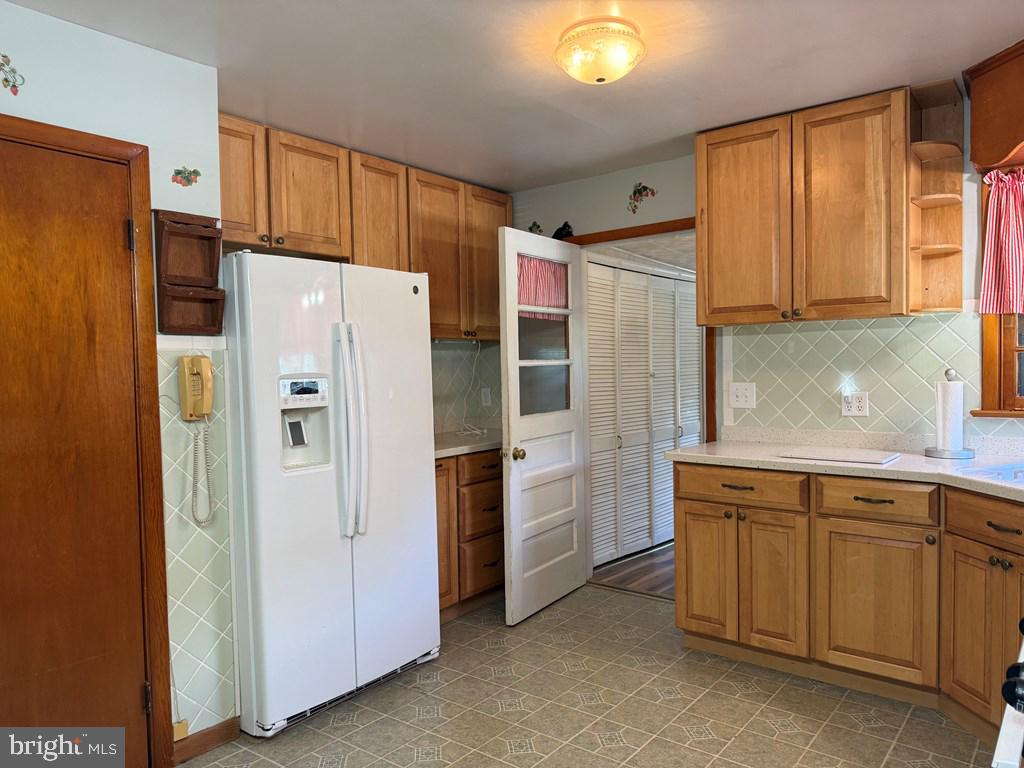 664 Sandy Point Rd Property Photo 6