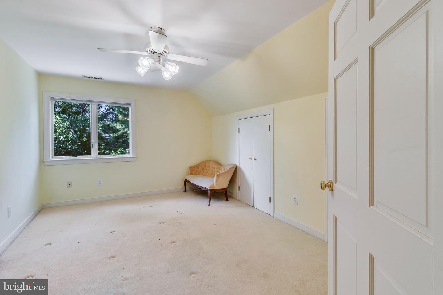 75 Lagrange Ave Property Photo 39