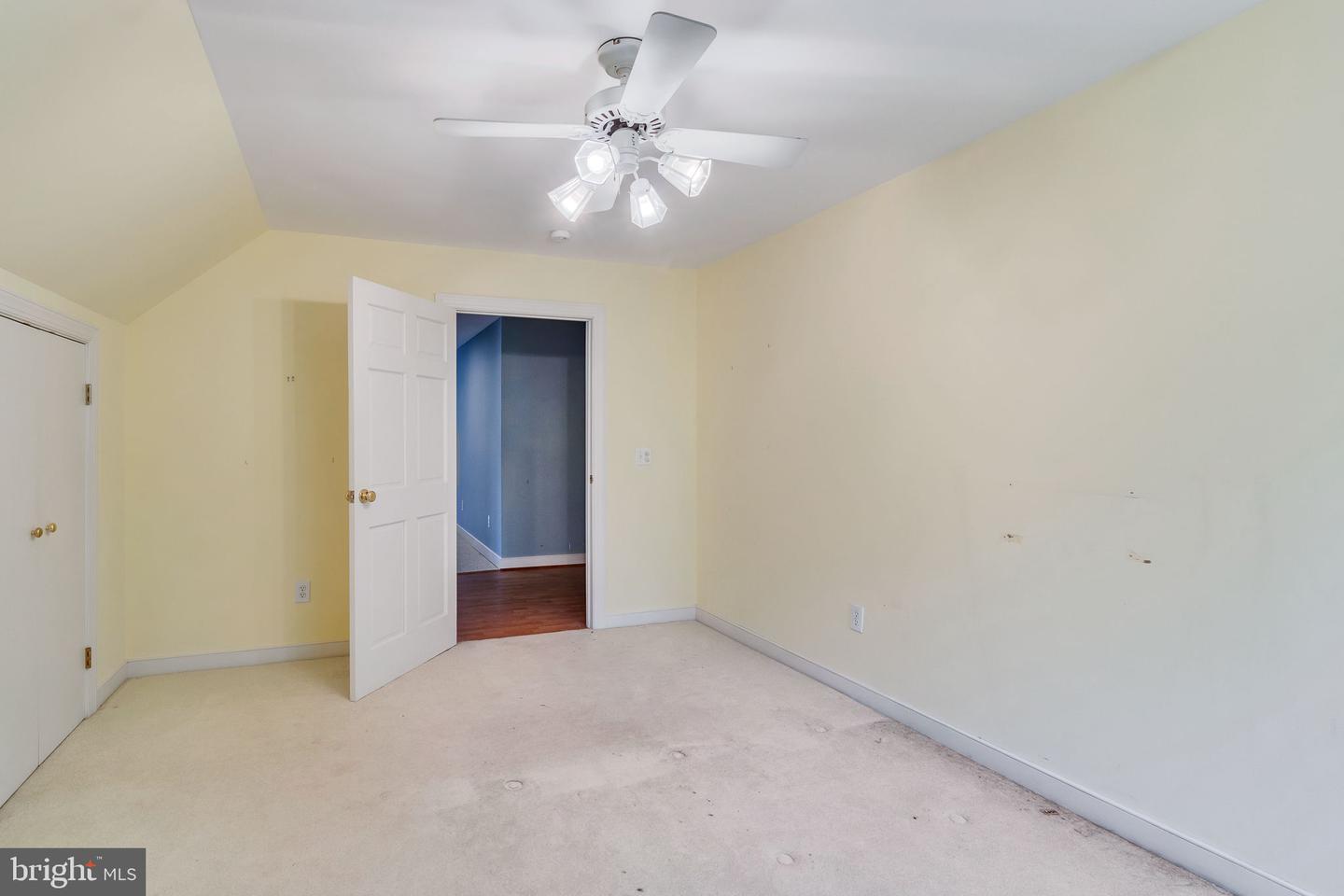 75 Lagrange Ave Property Photo 40