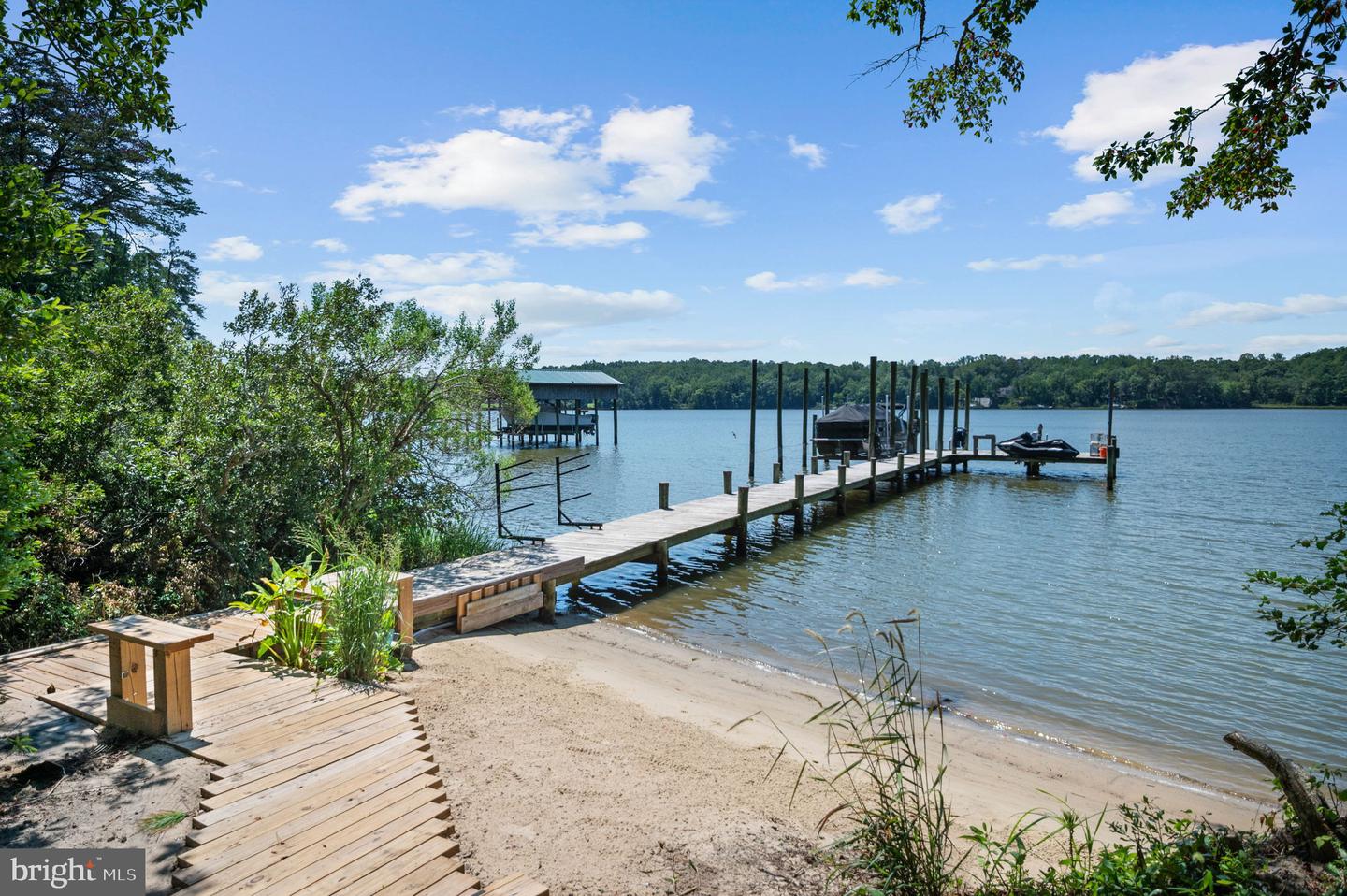 580 Icehouse Cove Ln Property Photo 5
