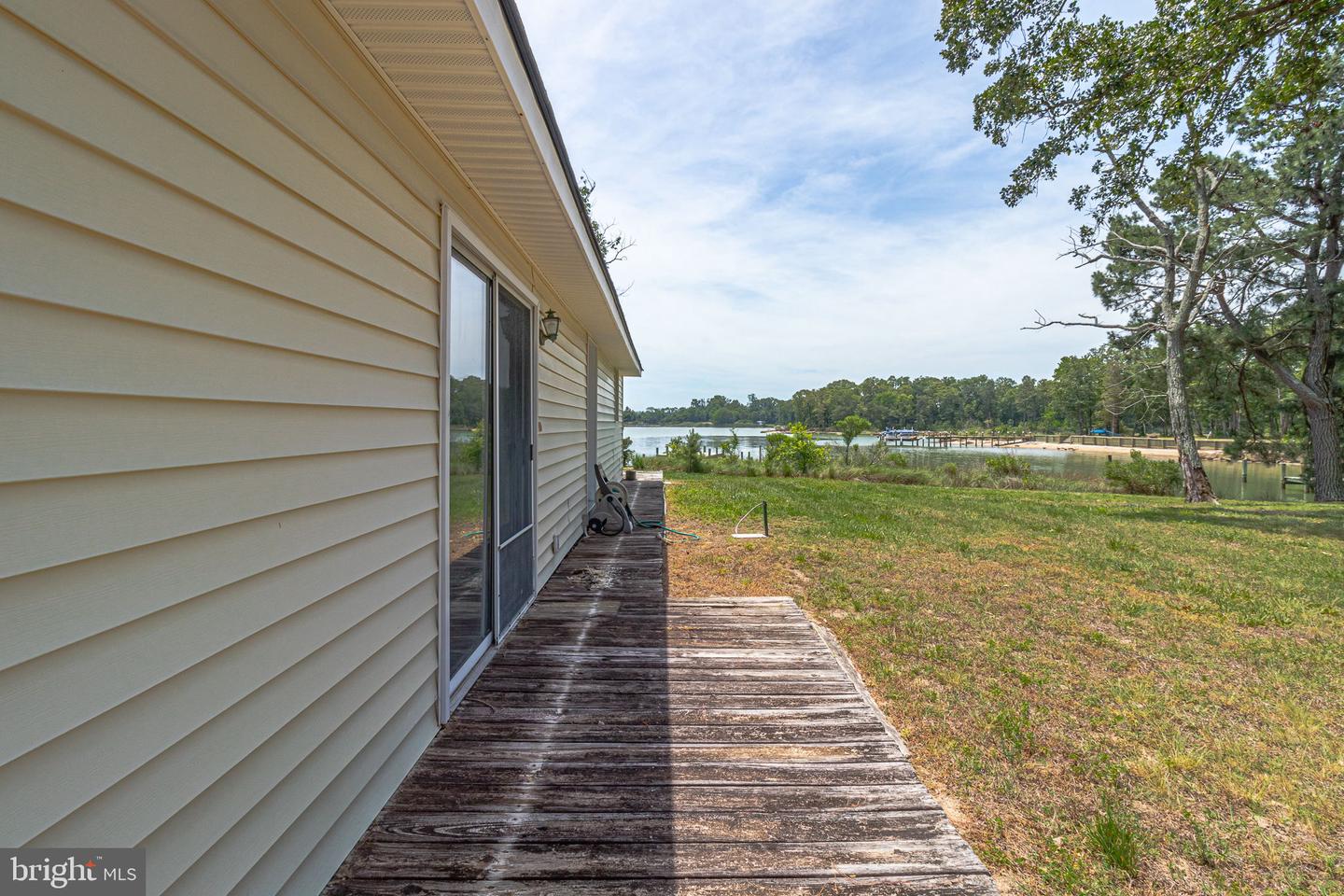 96 Potomac Shore Dr Property Photo 69