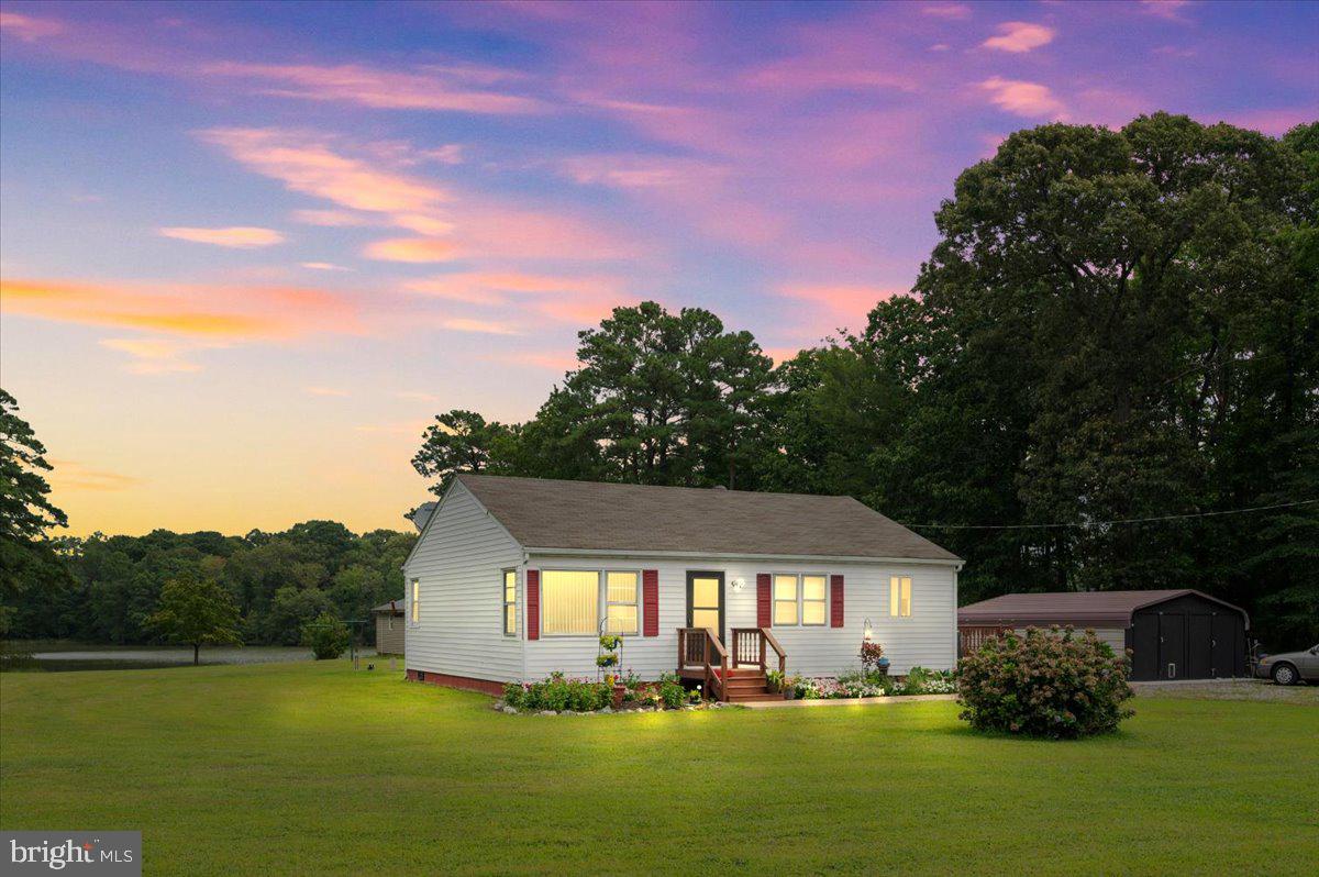 141 Raintree Ln Property Photo 2