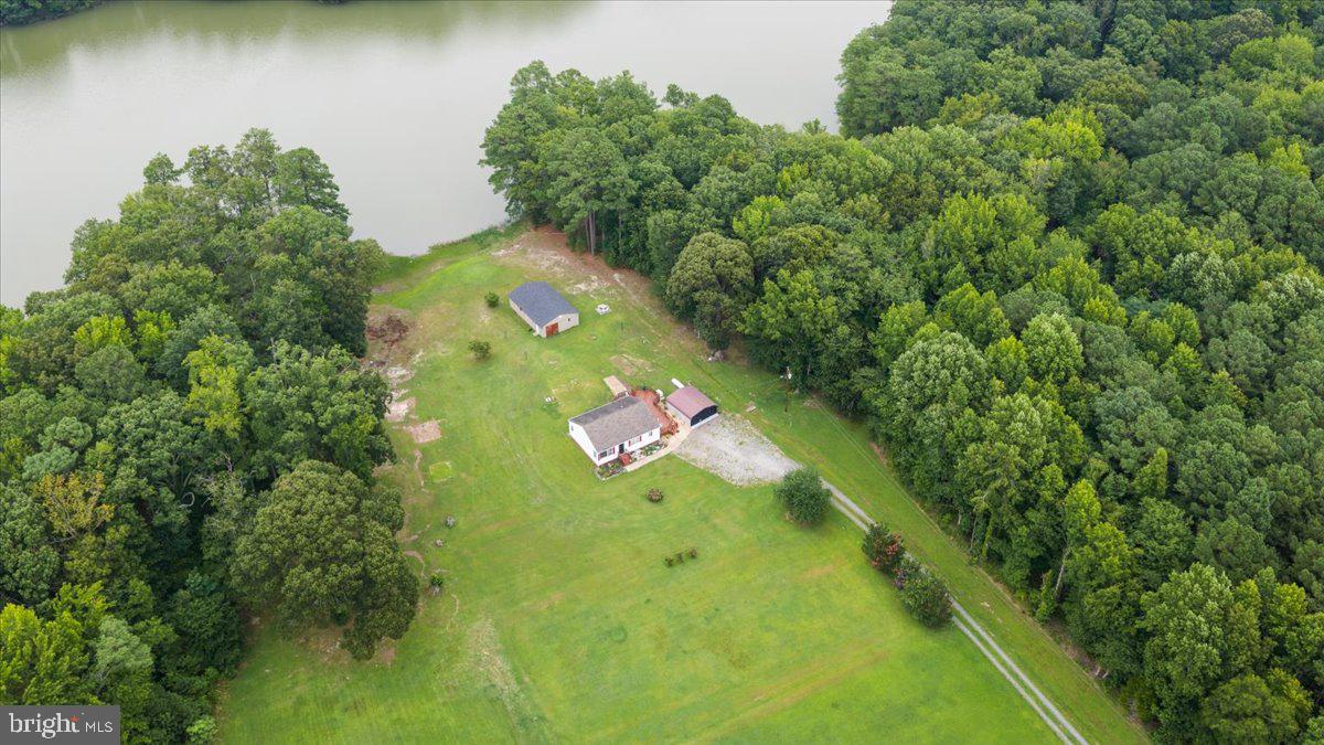 141 Raintree Ln Property Photo 8