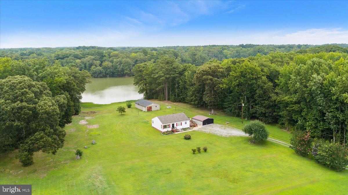 141 Raintree Ln Property Photo 9