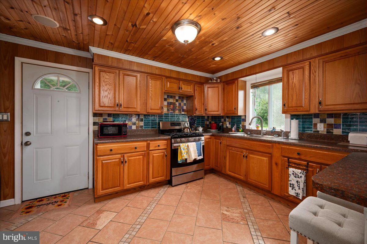141 Raintree Ln Property Photo 62