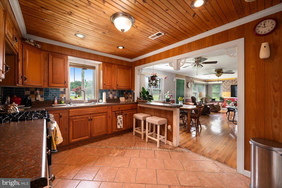 141 Raintree Ln Property Photo 68