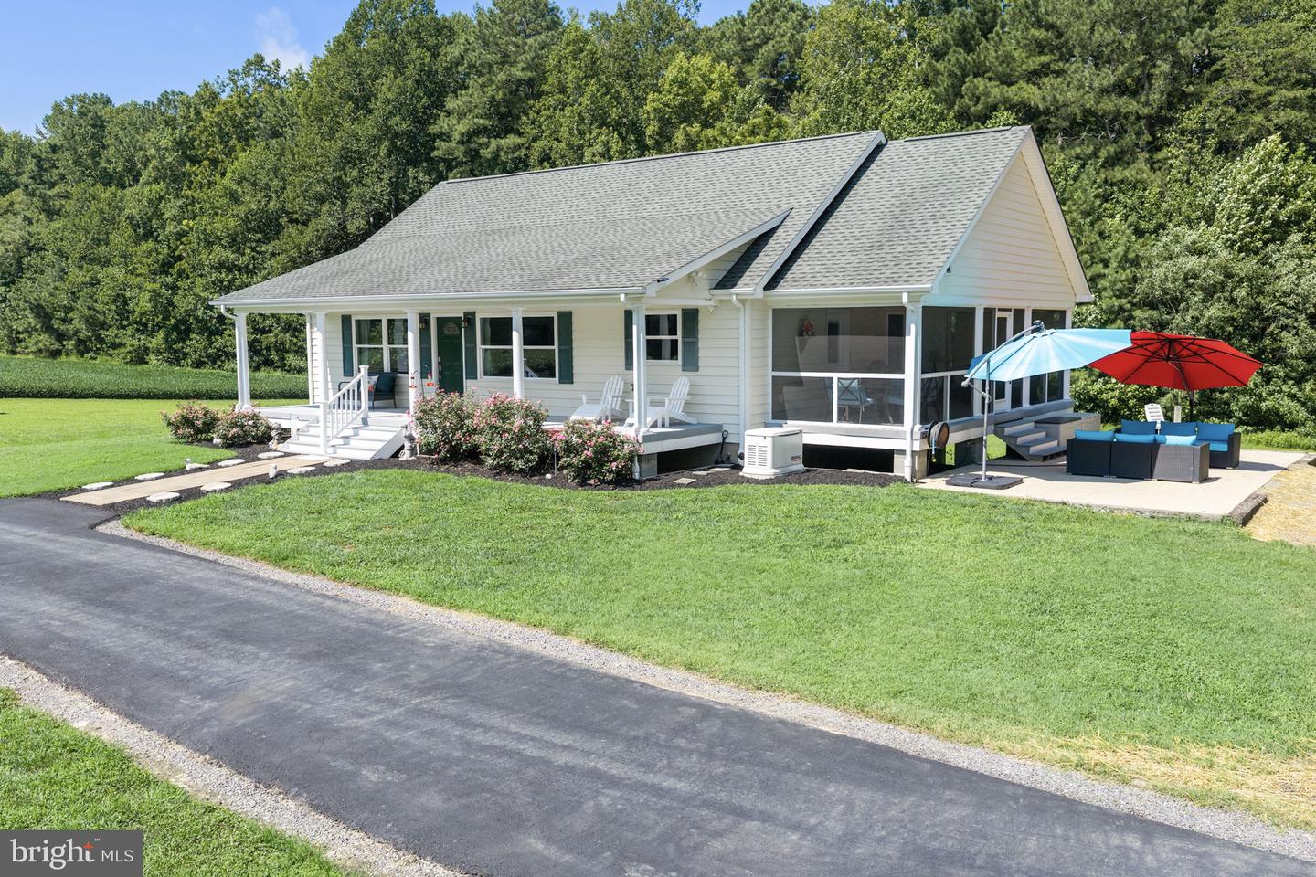 183 Carlson Rd Property Photo 1