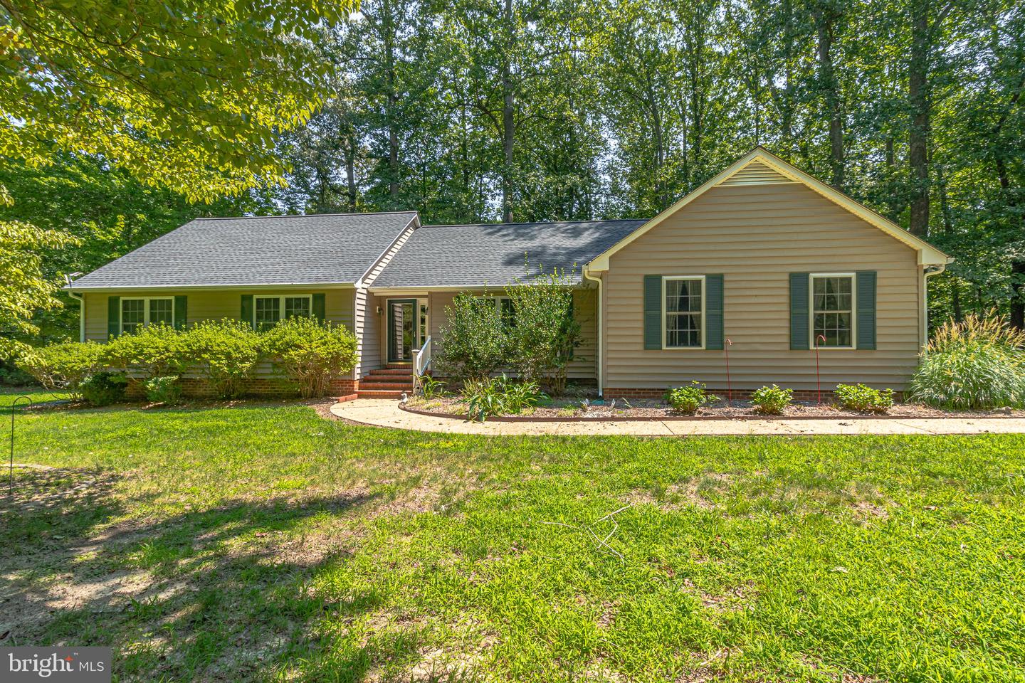 650 Canvasback Ln Property Photo 1