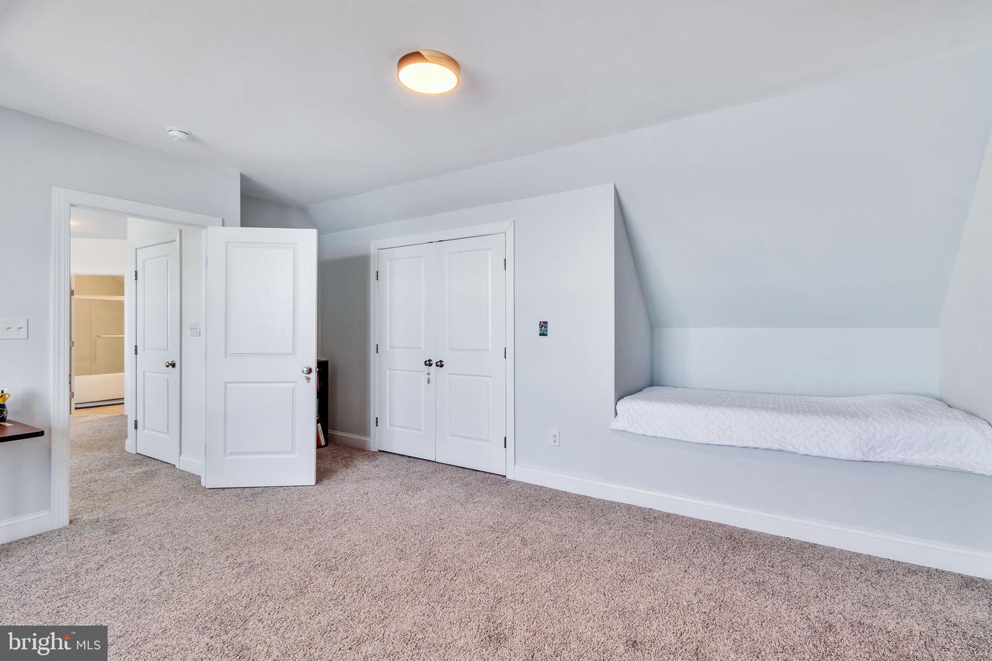 188 Fleet Rd Property Photo 48