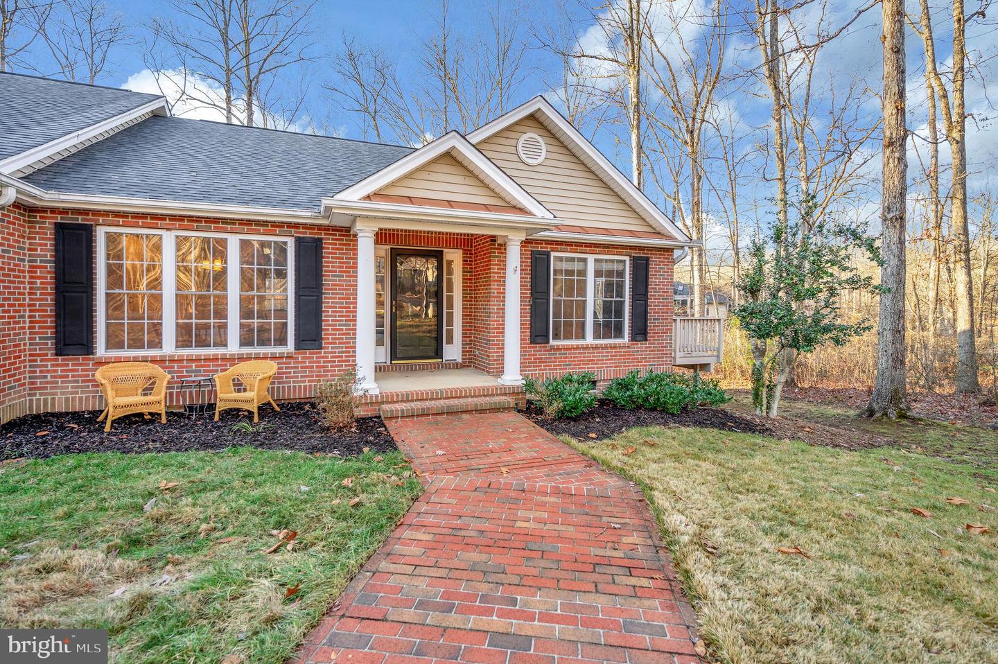 412 Happy Creek Rd Property Photo
