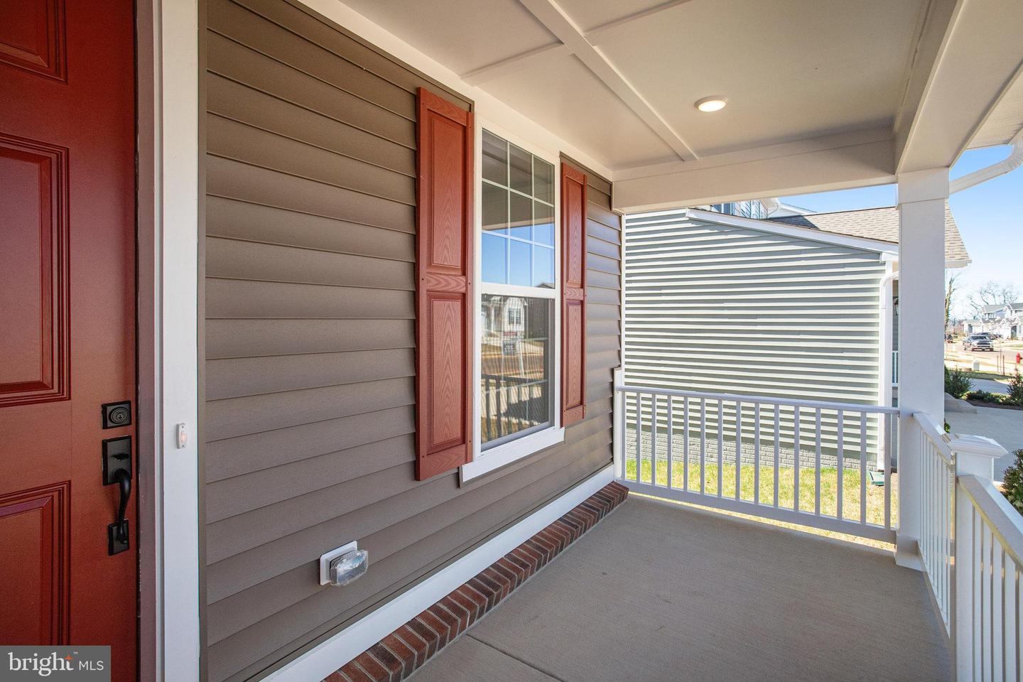 608 Clover Ln Property Photo 4