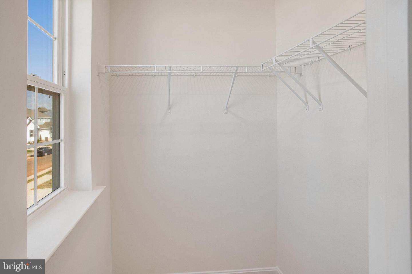 608 Clover Ln Property Photo 8