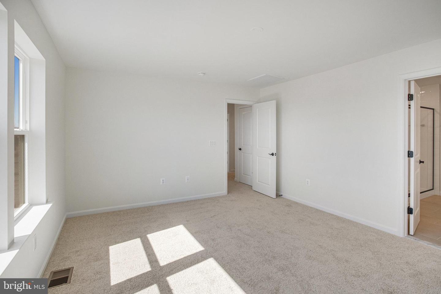 608 Clover Ln Property Photo 18