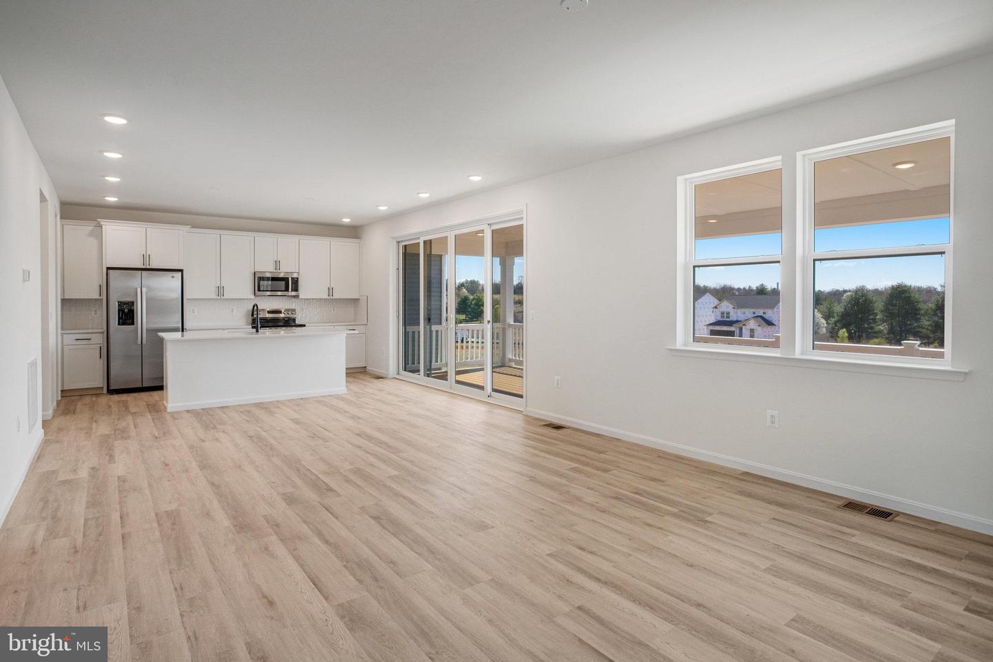 608 Clover Ln Property Photo 32