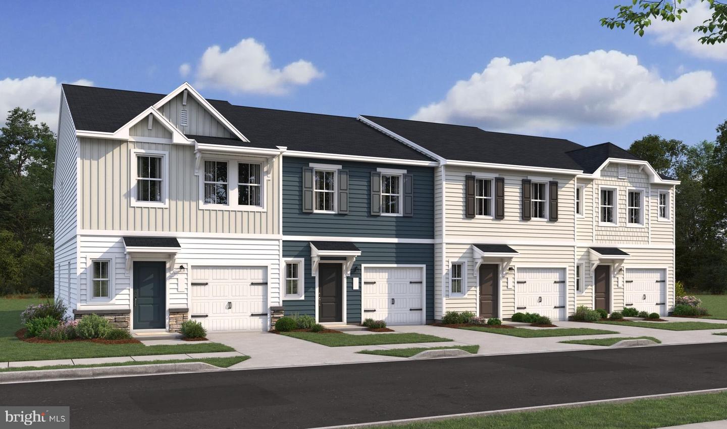 2557 COUGAR LN #LOT 380 Property Photo 1