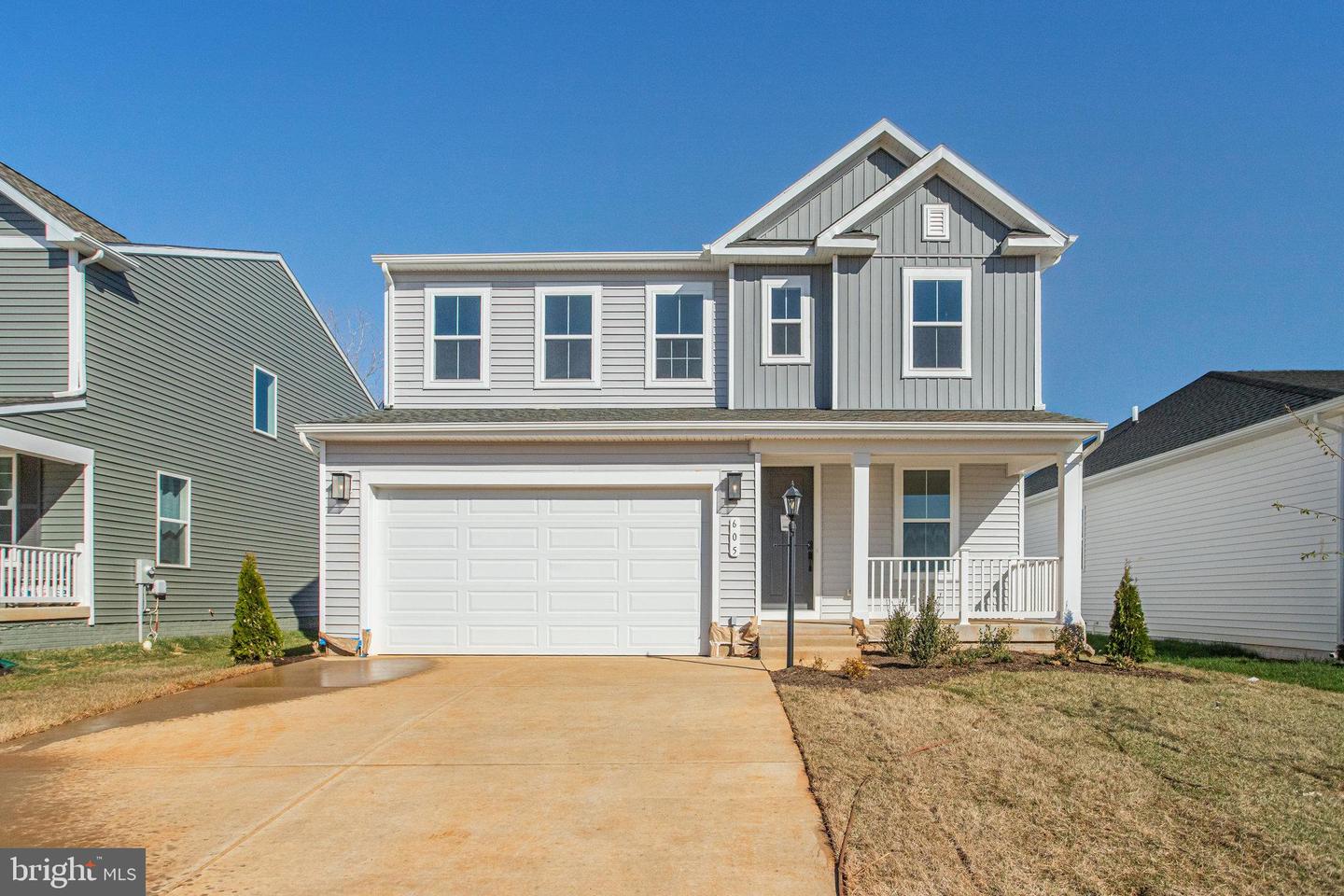 605 Clover Ln Property Photo 1