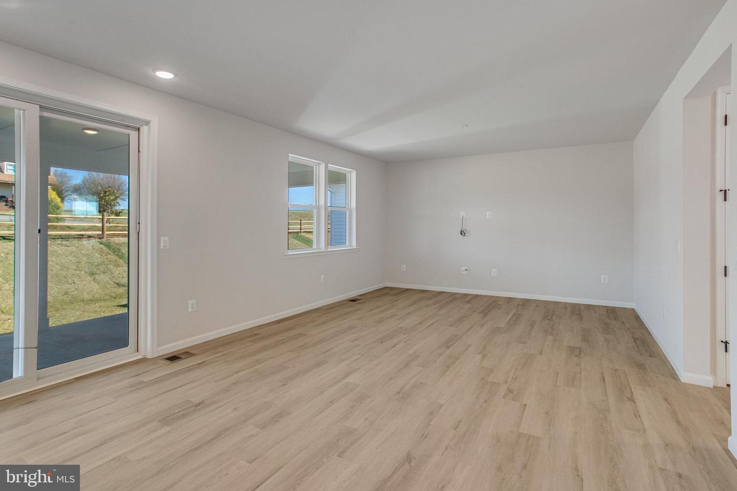 605 Clover Ln Property Photo 18