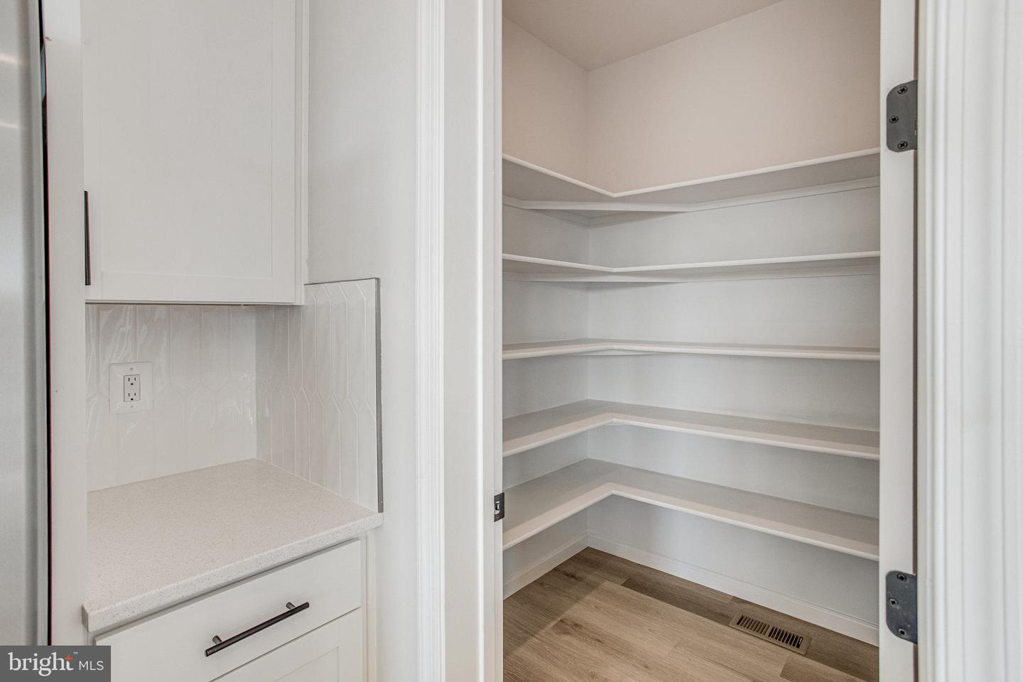 604 Clover Ln Property Photo 19