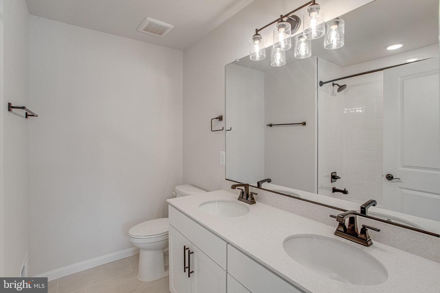 604 Clover Ln Property Photo 31