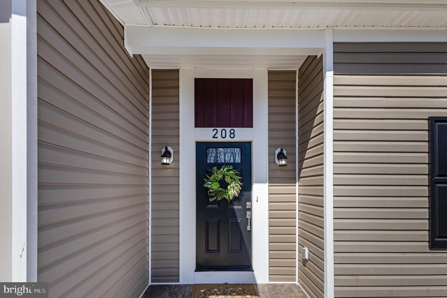 208 Yorktown Blvd Property Photo 3