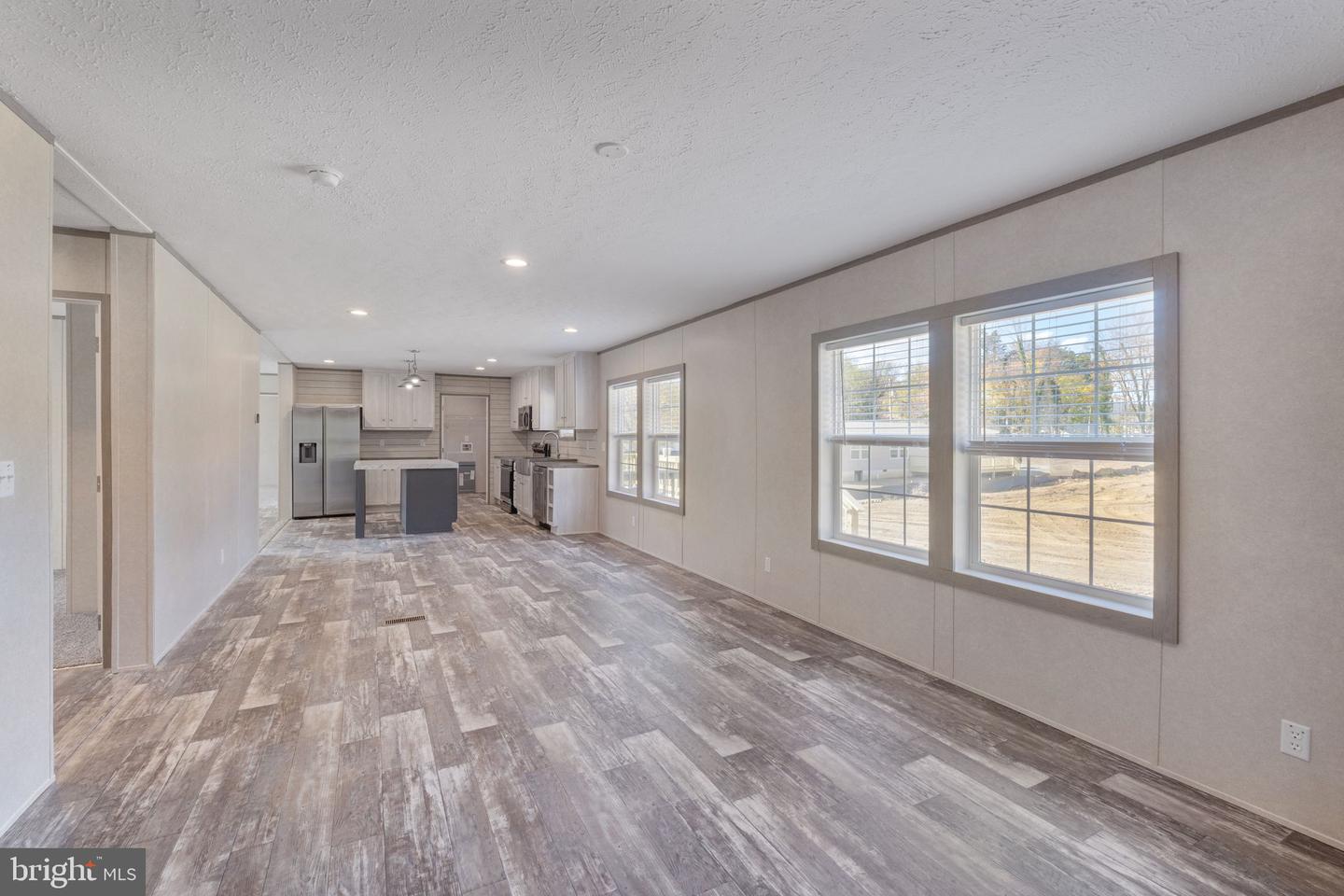 304 Lucketts Aly Property Photo 25