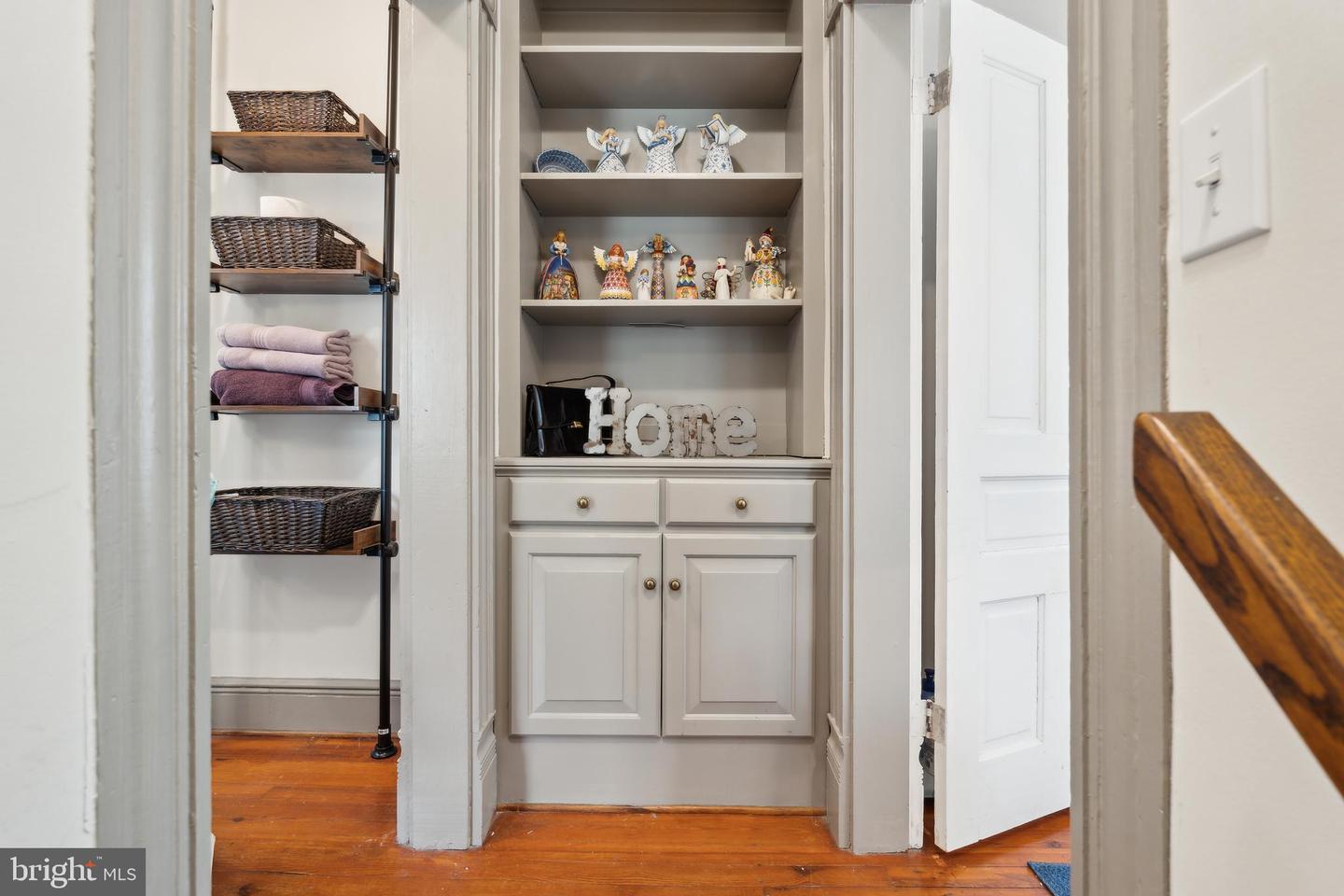 216 W Main St Property Photo 16