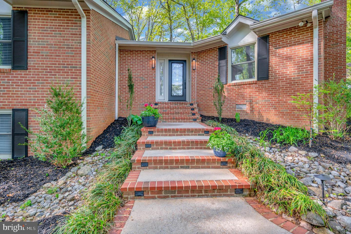 213 Birchside Cir Property Photo 4