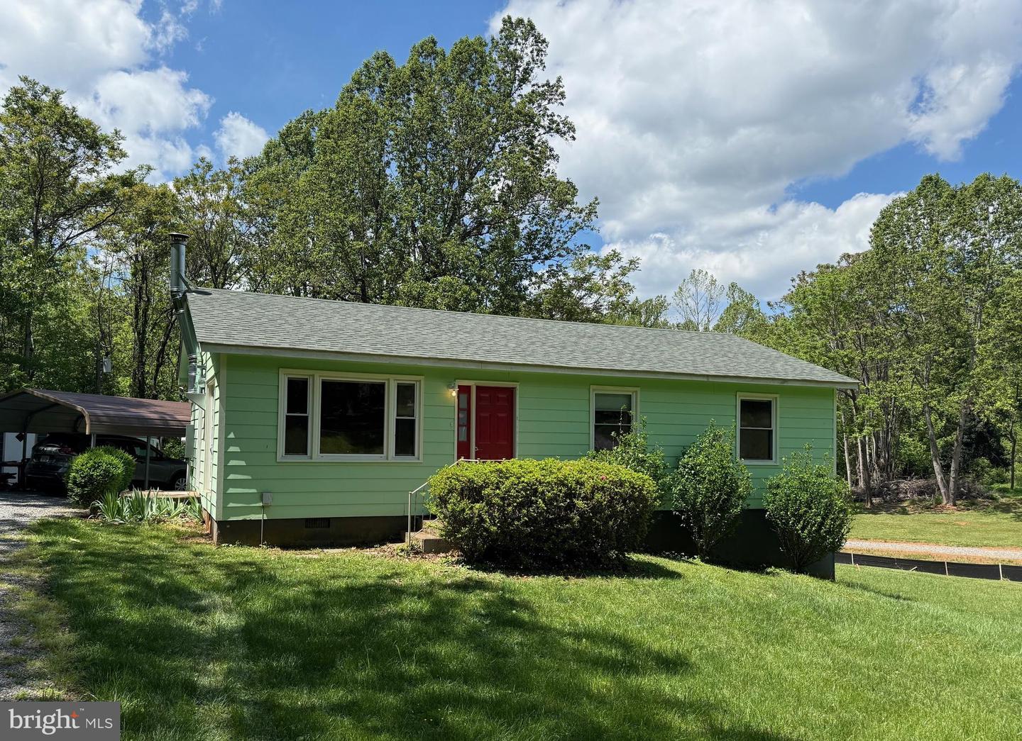 11161 Jacksontown Rd Property Photo