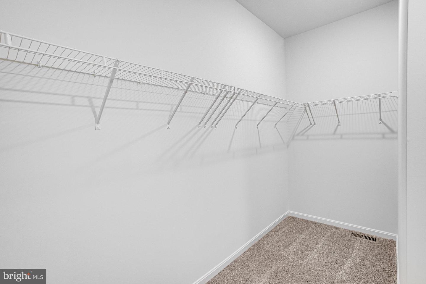 527 Aster Ln Property Photo 21