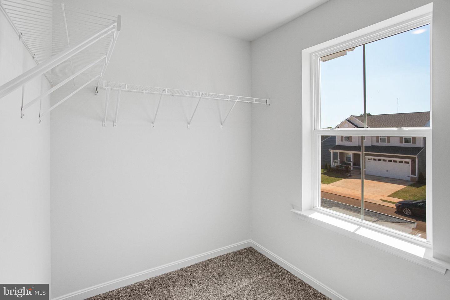 527 Aster Ln Property Photo 27