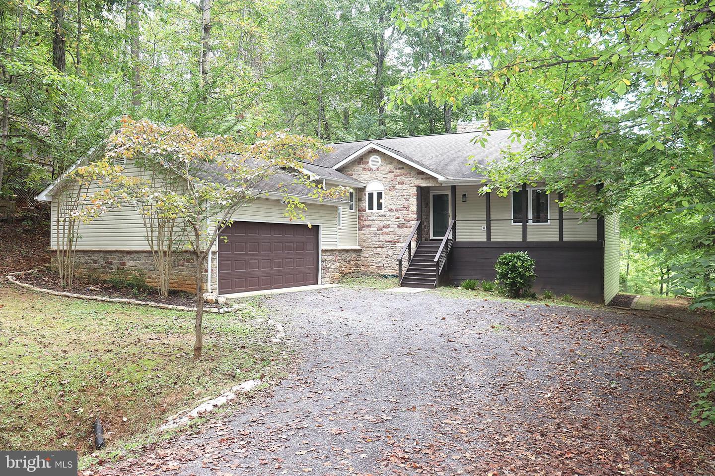 1111 Eastover Pkwy Property Photo 1
