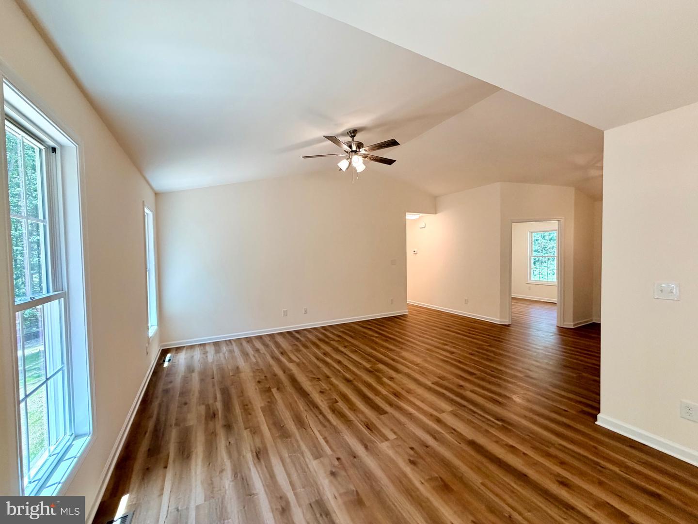 12215 Autumn Ridge Ln Property Photo 13