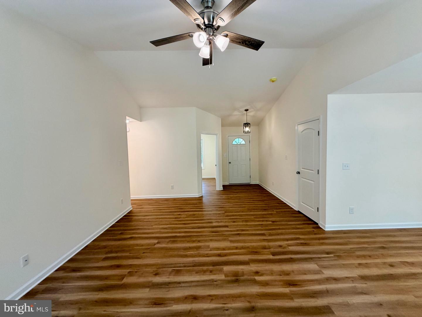 12215 Autumn Ridge Ln Property Photo 14