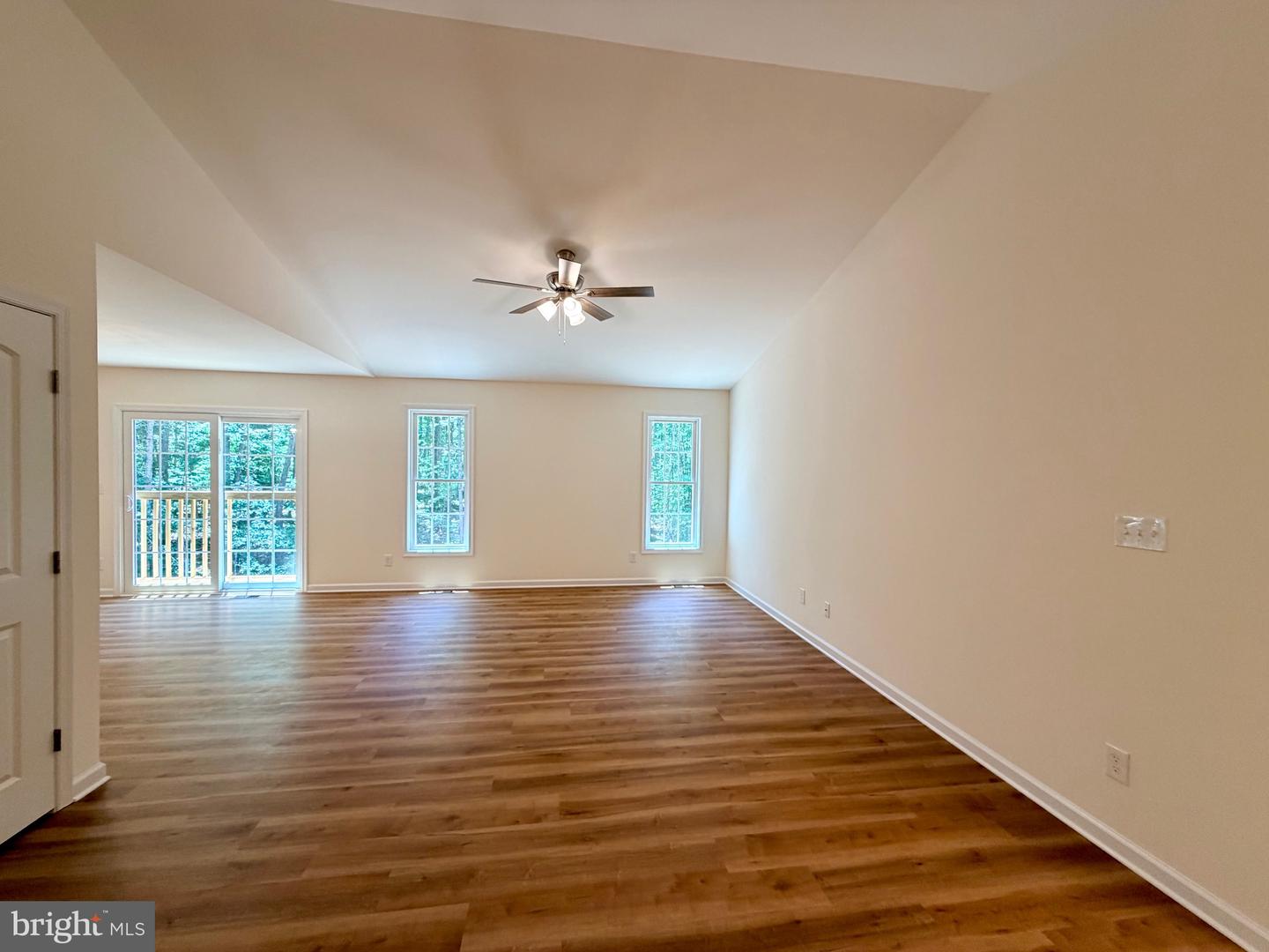 12215 Autumn Ridge Ln Property Photo 15
