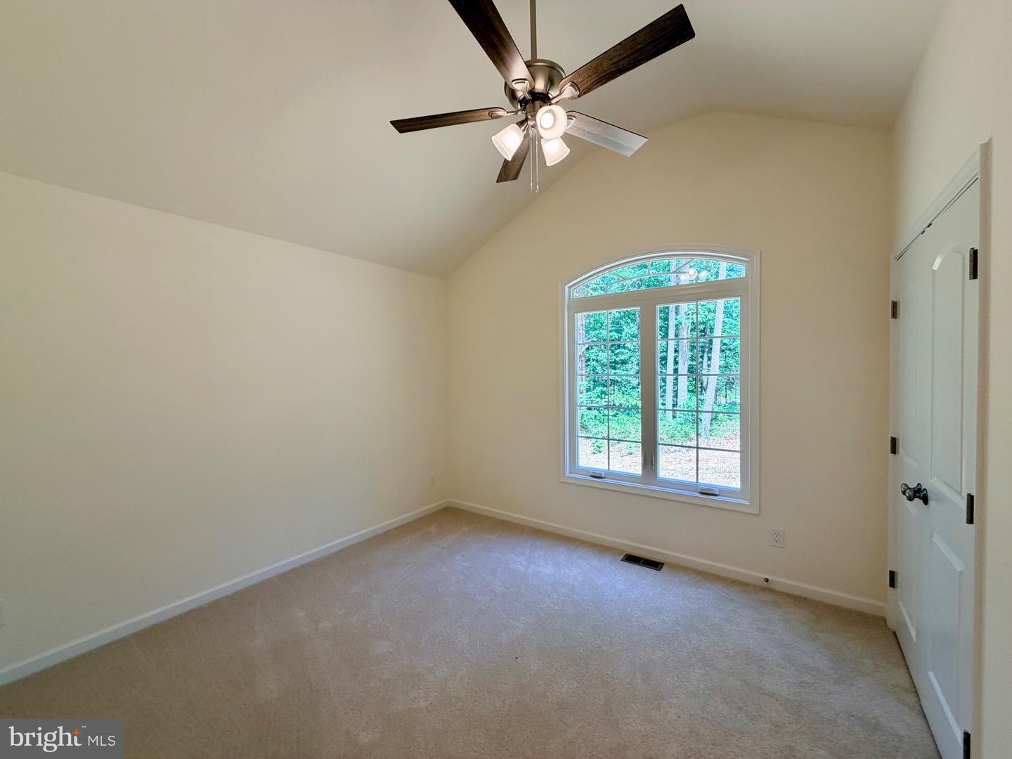12215 Autumn Ridge Ln Property Photo 18