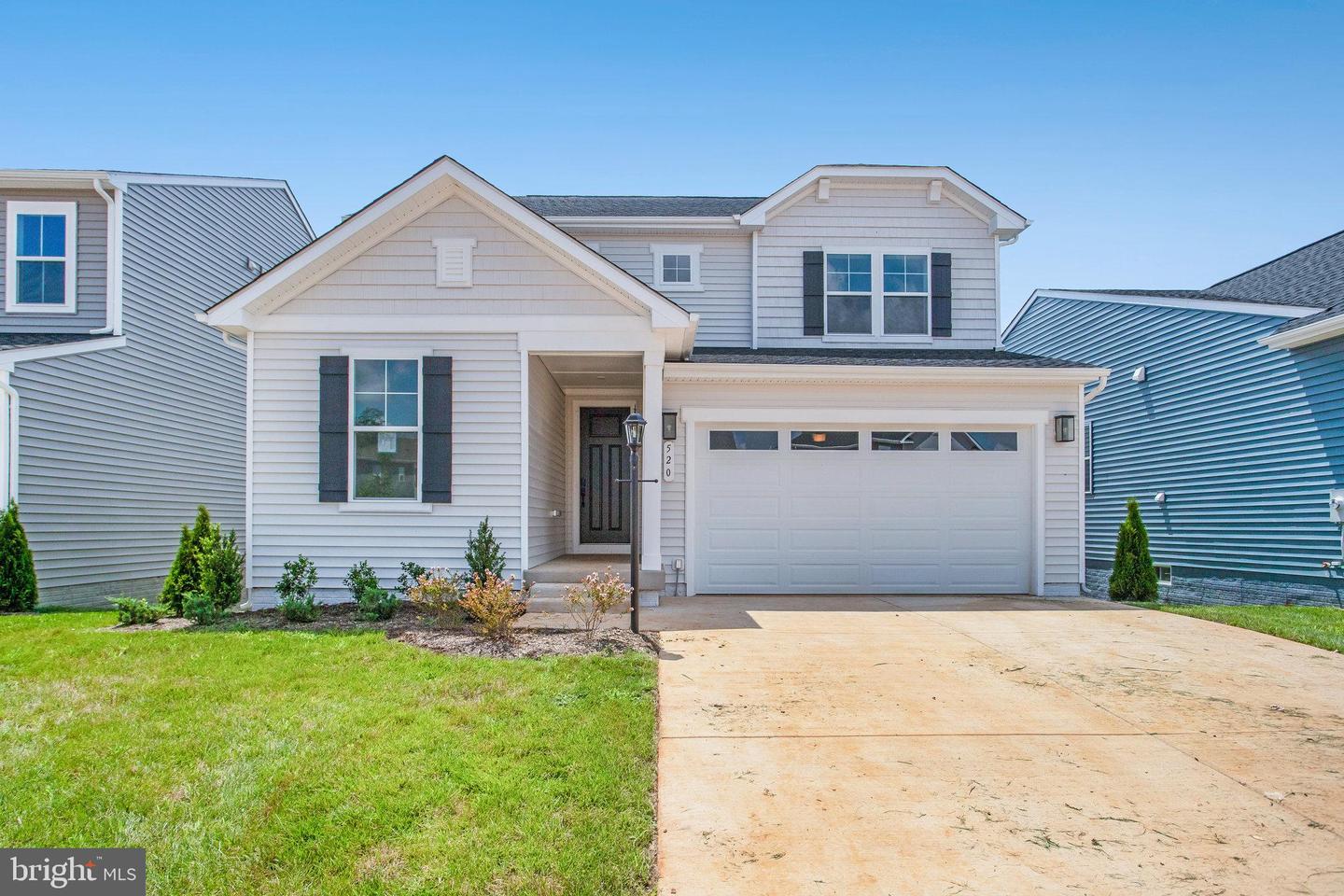 520 ASTER LN Property Photo 1
