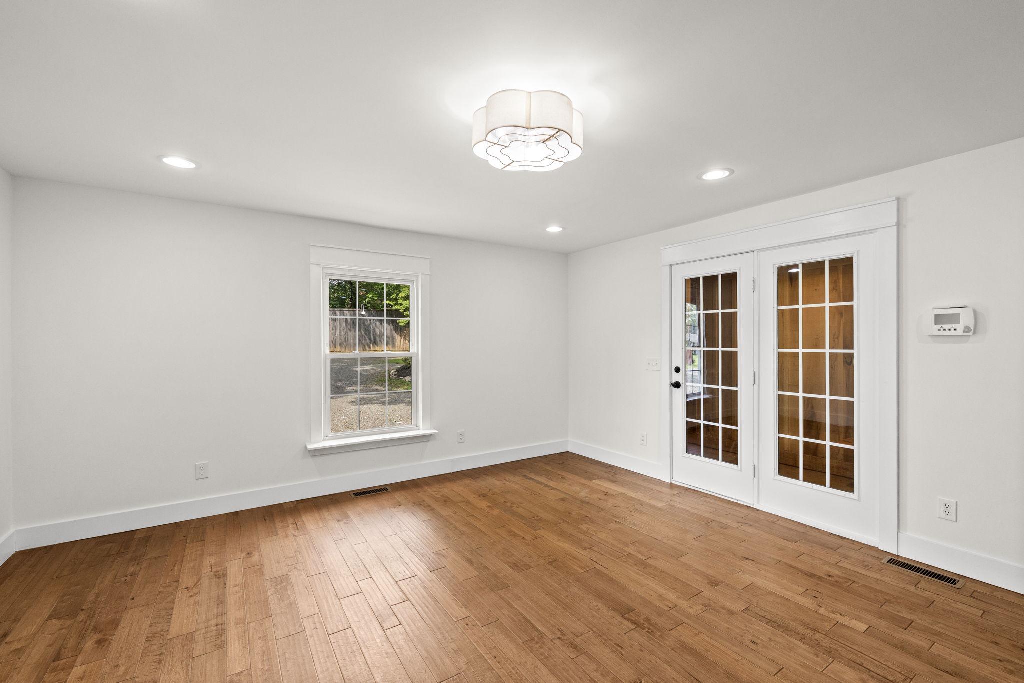 24333 Narrow Gauge Rd Property Photo 13