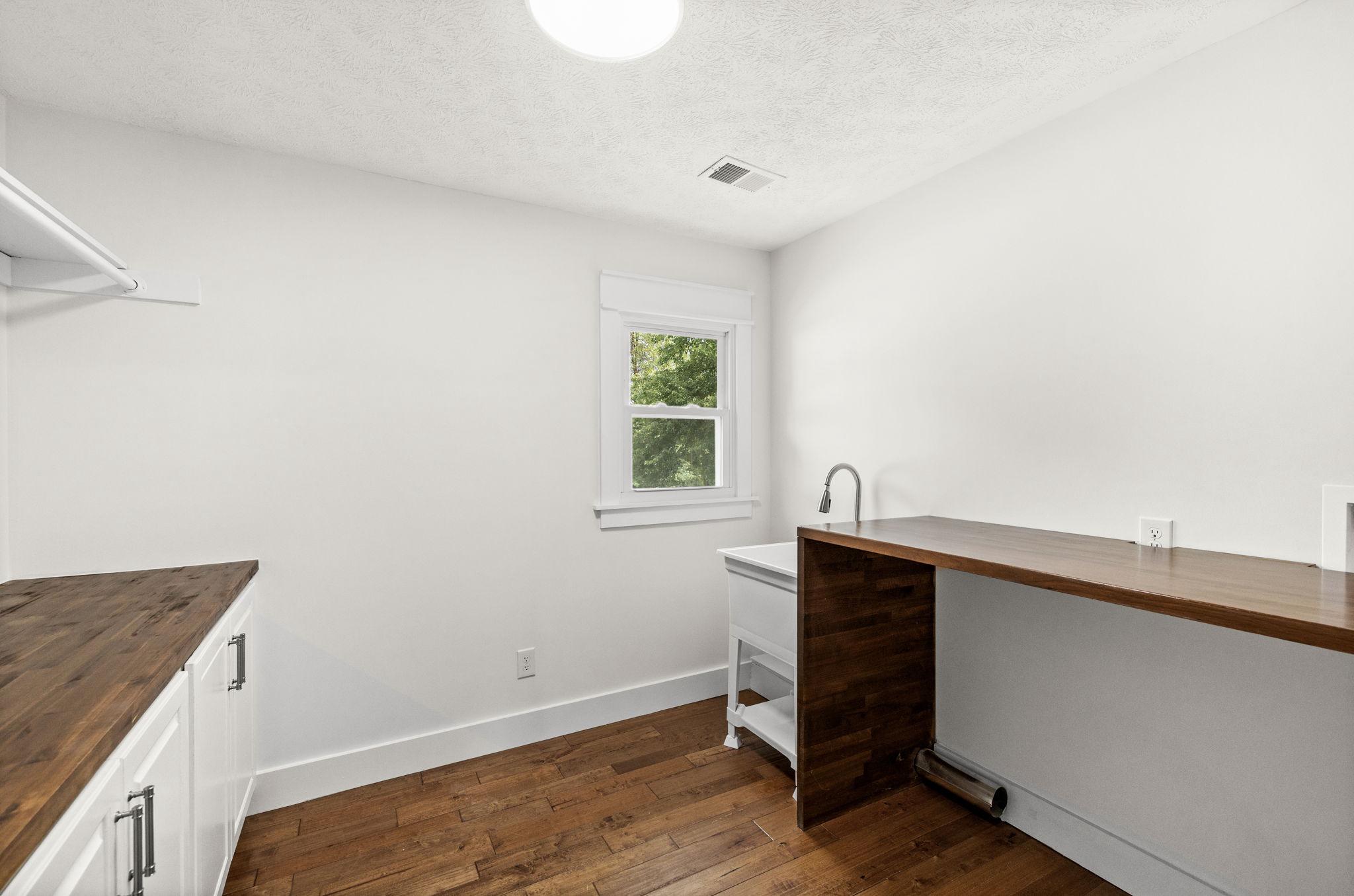 24333 Narrow Gauge Rd Property Photo 36