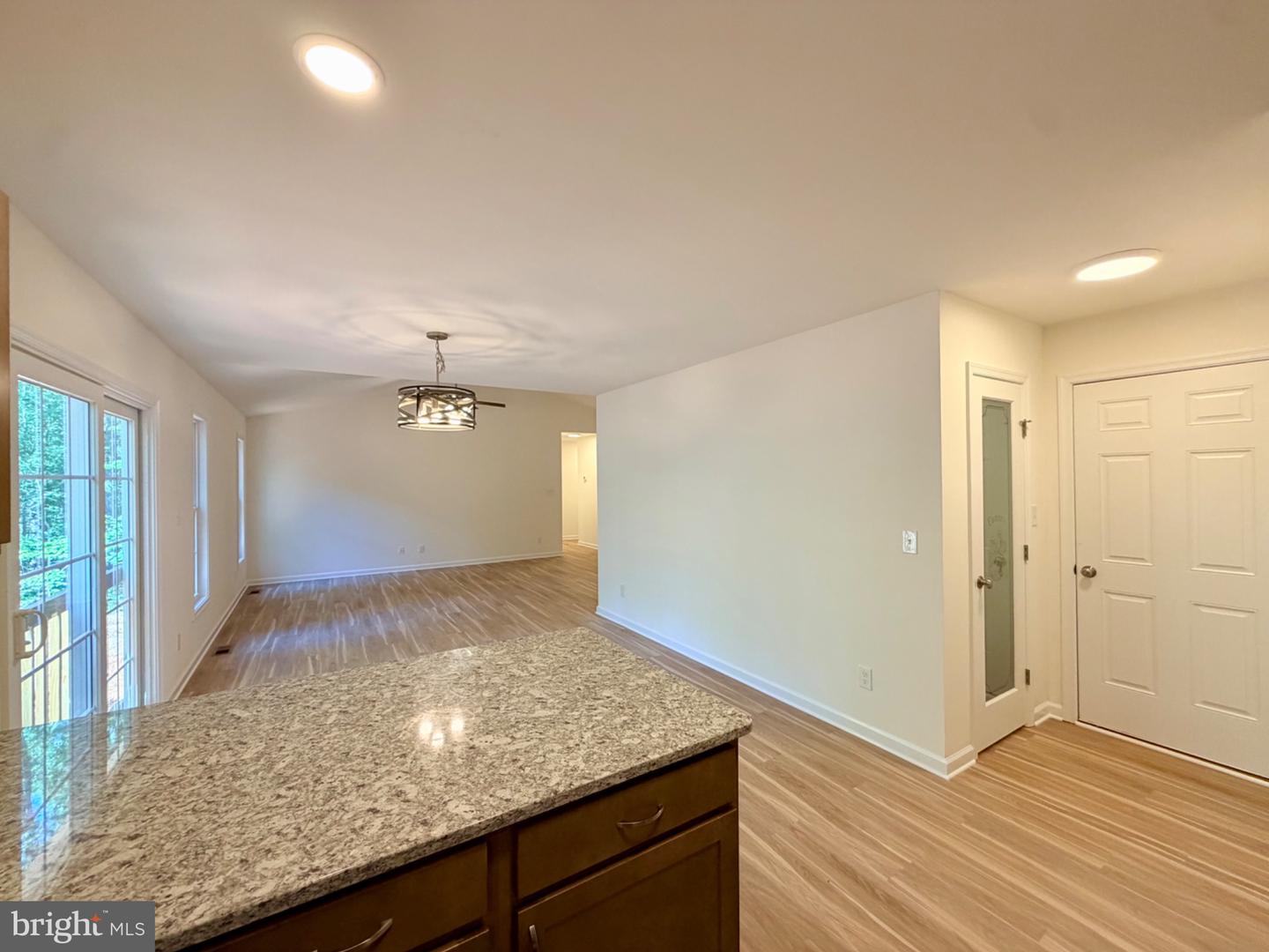 12275 Autumn Ridge Ln Property Photo 5