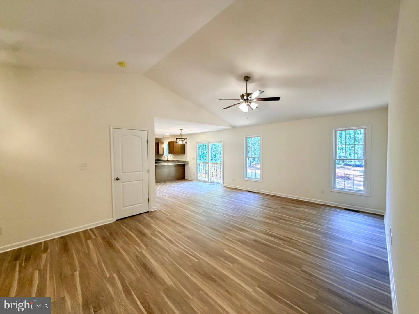 12275 Autumn Ridge Ln Property Photo 9