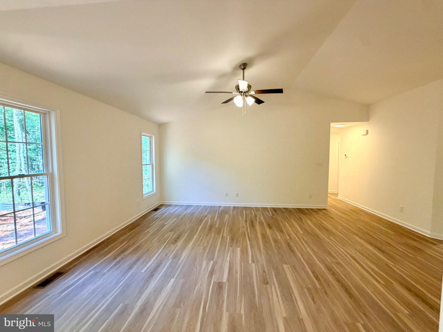 12275 Autumn Ridge Ln Property Photo 10