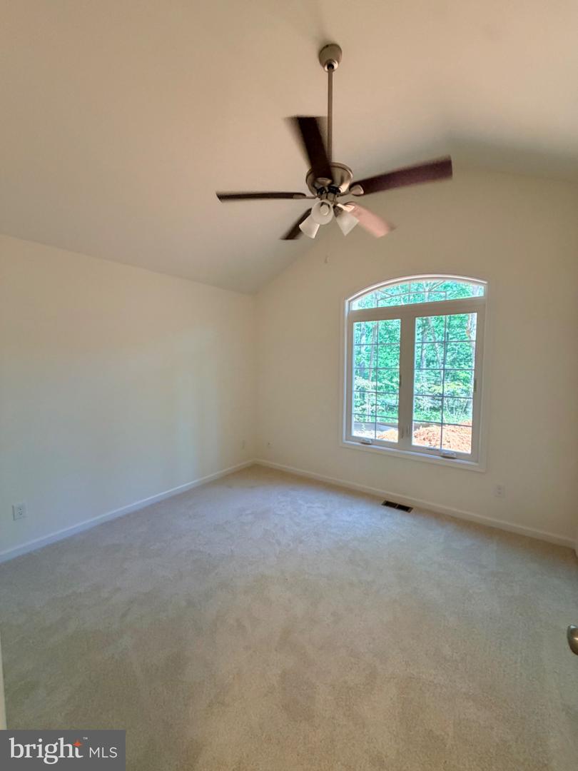 12275 Autumn Ridge Ln Property Photo 15