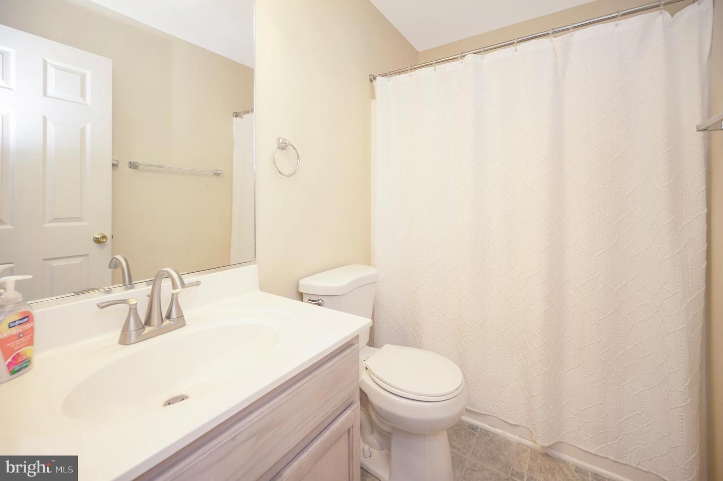 1115 Eastover Pkwy Property Photo 57
