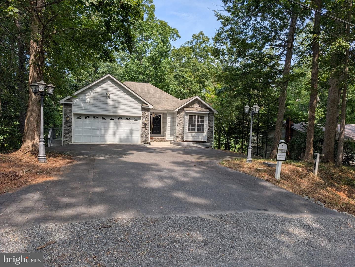 1115 Eastover Pkwy Property Photo 87