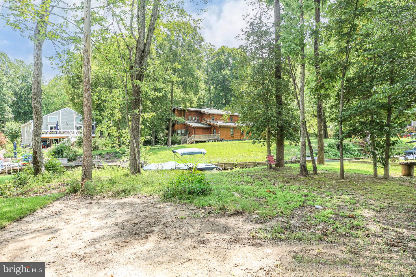 108 Confederate Cir Property Photo 9