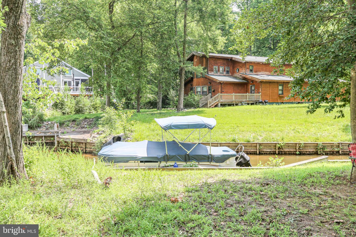 108 Confederate Cir Property Photo 12