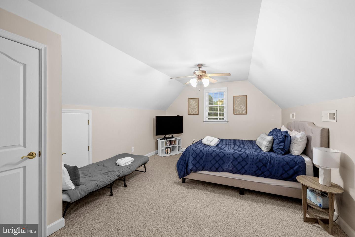 17289 Miss Mollys Ln Property Photo 20