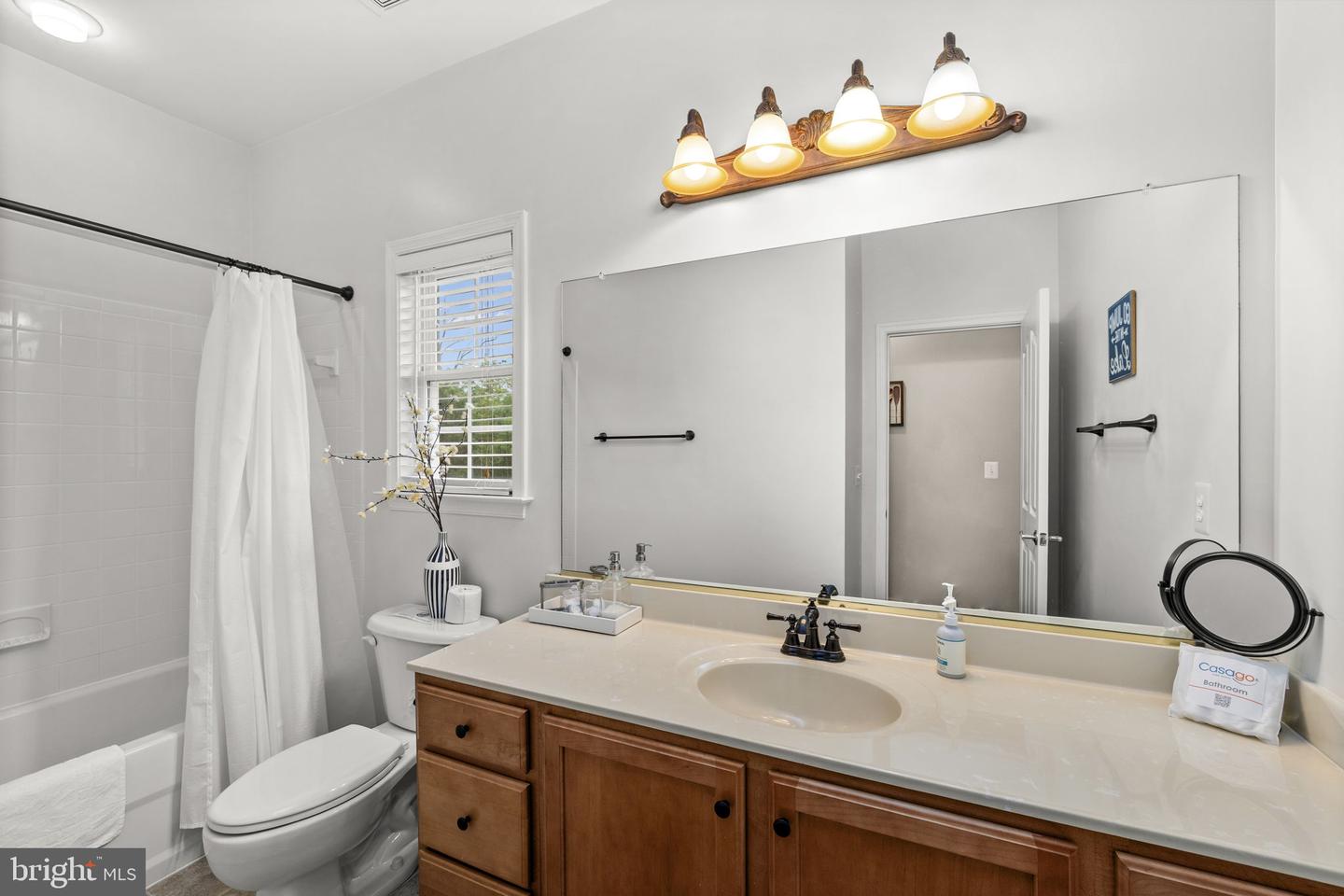 17289 Miss Mollys Ln Property Photo 24