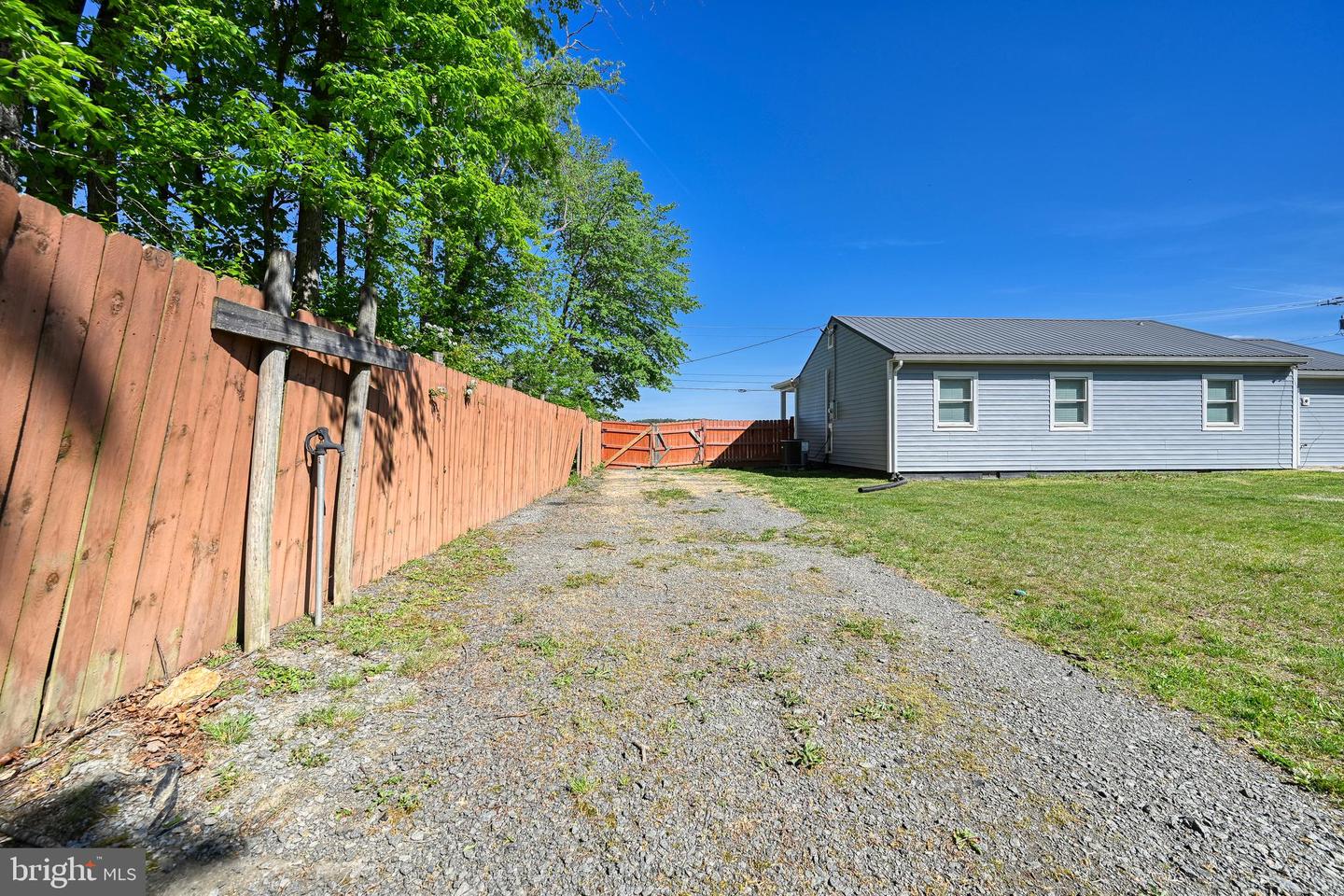 19212 Constitution Hwy Property Photo 31